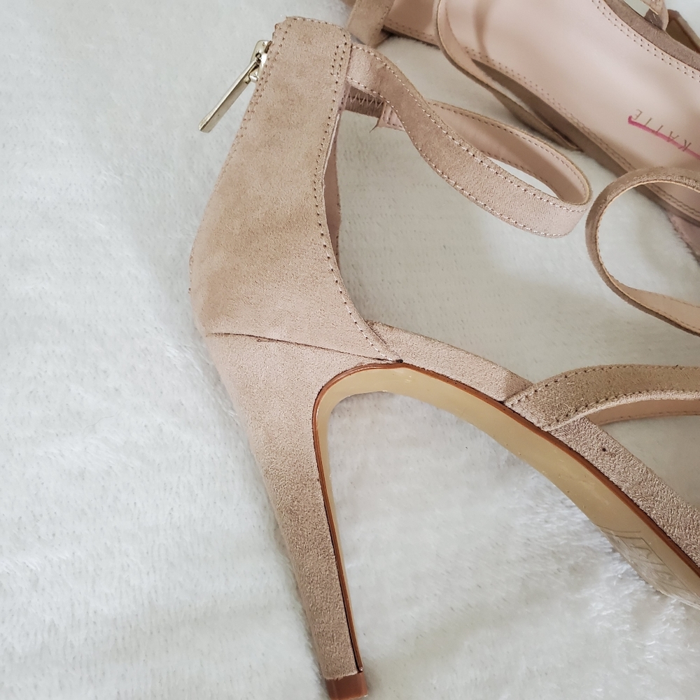Kelly & Katie Courtnee Sandals Size 10 - Picture 5 of 16